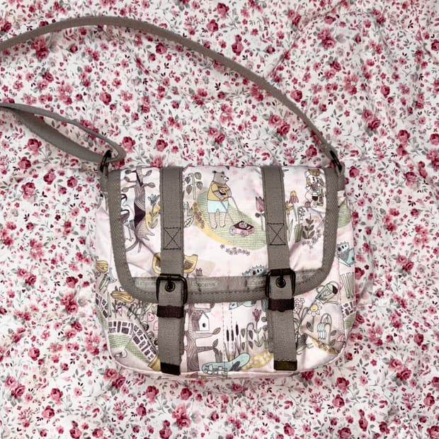 레스포삭 연핑크 크로스백 모리걸 라떼갸루 페어리 핀터레스트