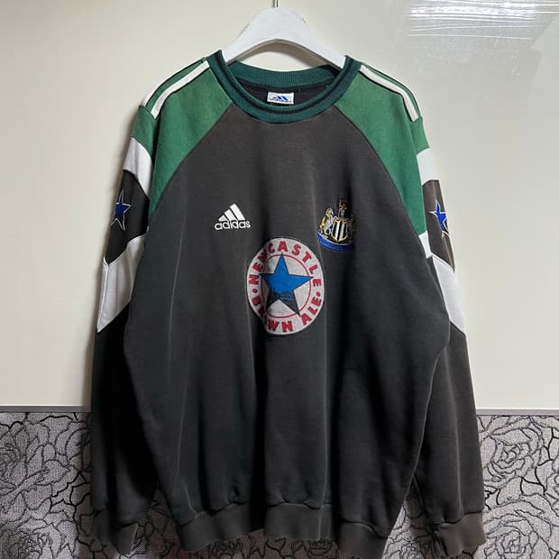 아디다스 97-98 뉴캐슬 스웻셔츠
