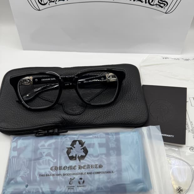 (새상품급) 크롬하츠 웰헬예 유광블랙 실버 (Well Hell Yeah)