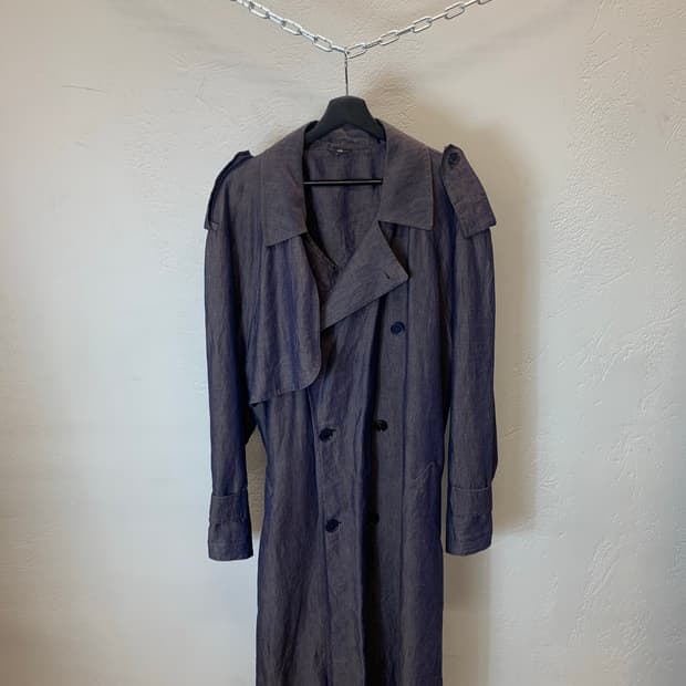 발렌티노 글로시 트렌치코트