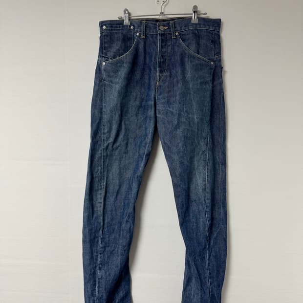 34/34) 리바이스 엔지니어드 유럽판