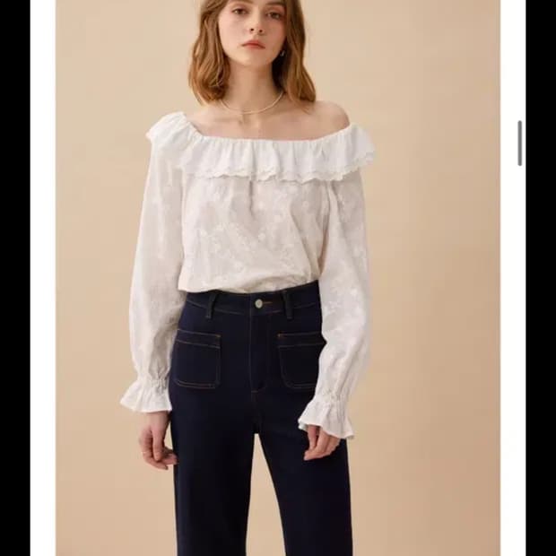 르니나 오프숄더 셔츠 화이트