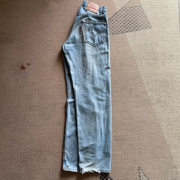 90s Levi’s 569 denim jeans