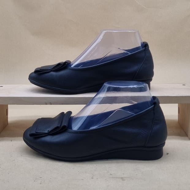 가이거 에토프 여성 플랫슈즈 235