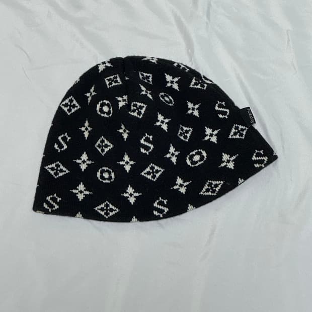 슈프림 x 루이비통 패러디 비니 2000-fw