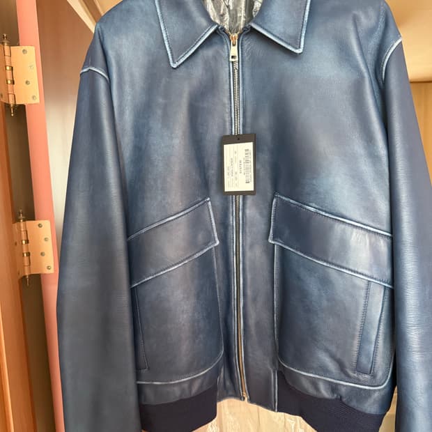 시스템옴므 파리컬렉션 블루 레더자켓 민트급 판매합니다