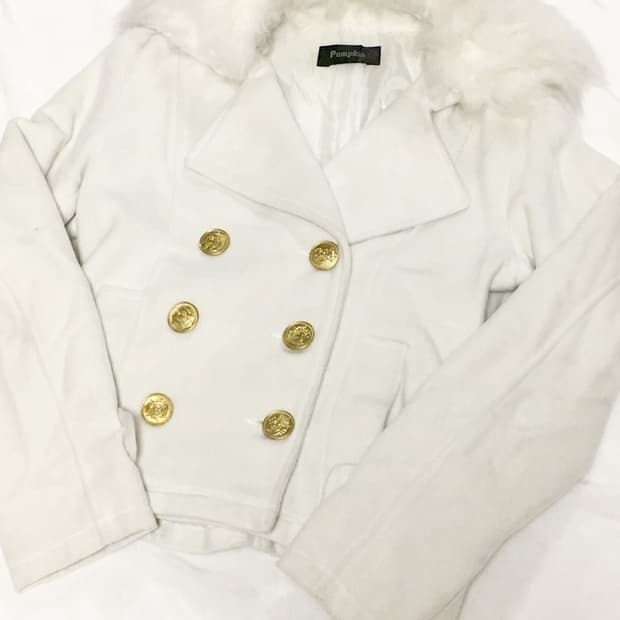 아이보리 더블버튼 숏 코트 오네갸루 y2k