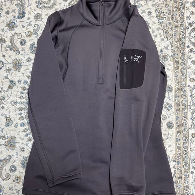 ARCTERYX RHO AR 기모 반집업 