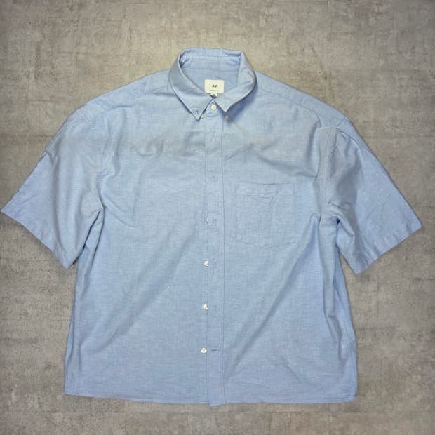 (네고가능)H&M 하늘색 반팔셔츠