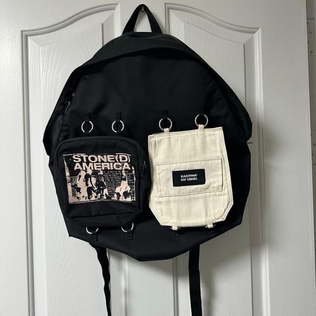 라프시몬스 이스트팩 스톤아메리카 백팩
