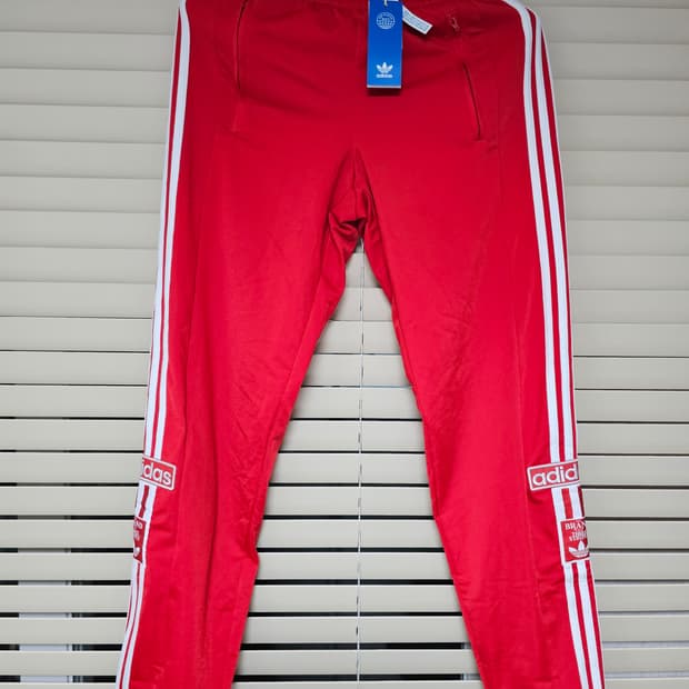 (새상품)아디다스 아디브레이크 트랙팬츠 M