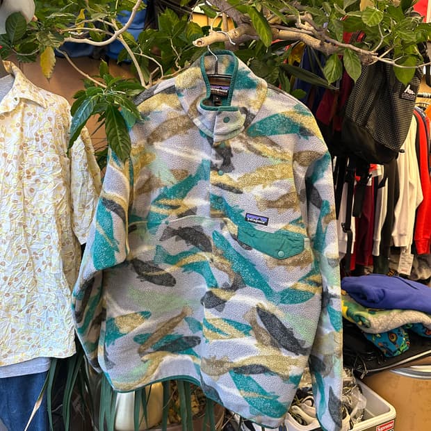 Z-446 파타고니아 신칠라 