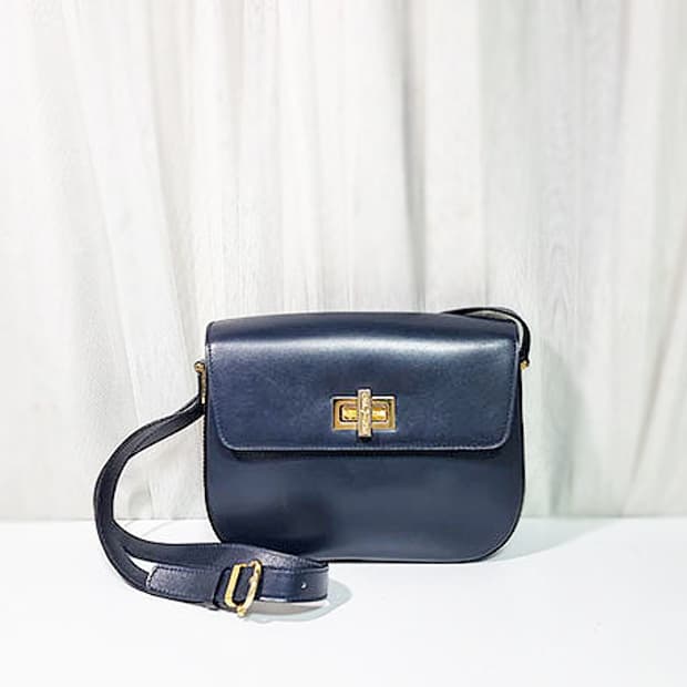 셀린느 클래식 박스백