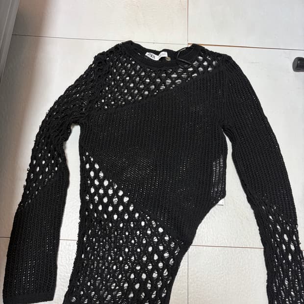 자라 비대칭 니트