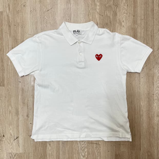 꼼데가르송 레드 하트 와펜 로고 카라 화이트 L(100)