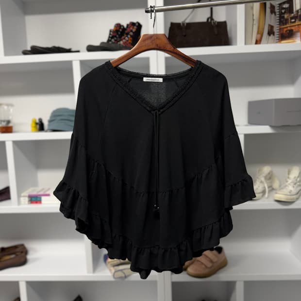 bebe be equivalent 케이프 블라우스