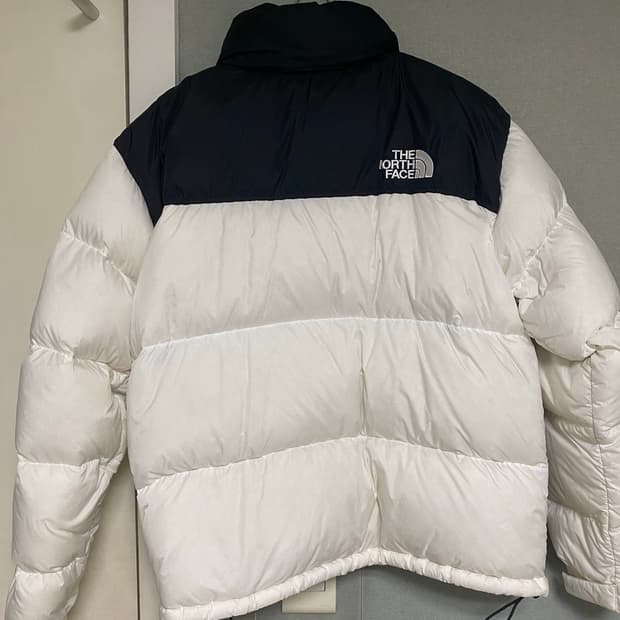 노스페이스 1996 에코 눕시 자켓 화이트