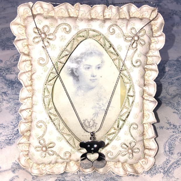 Vintage Teddy Heart Necklace