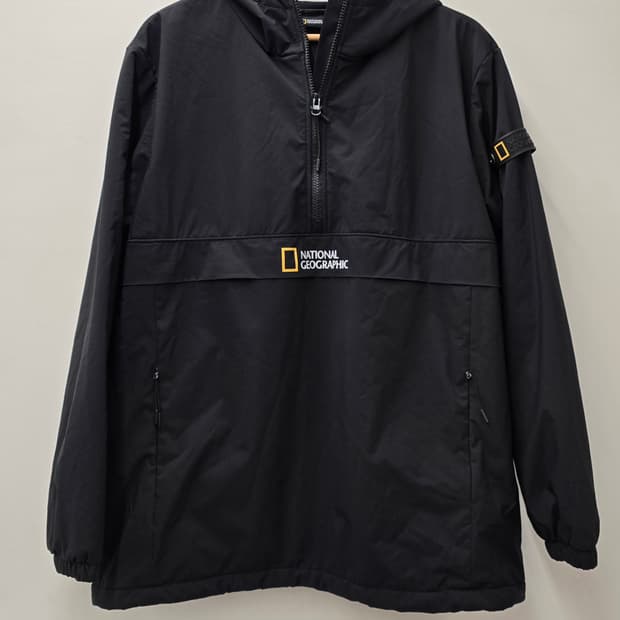 네셔널지오그래픽 가모아노락 
싸이즈 105~110  남자.
