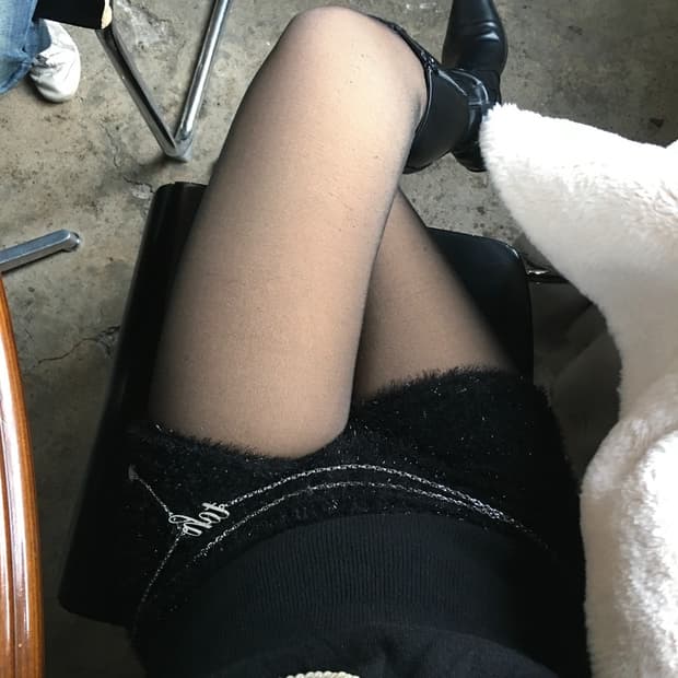 TOH twinkle knit short
