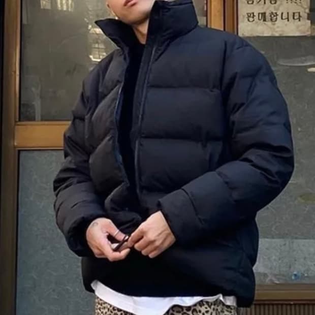 라퍼지스토어 덕다운 심리스 미니멀 푸퍼 숏패딩