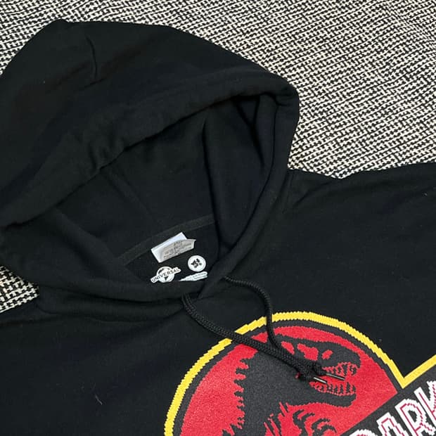 빈티지 유니버셜스튜디오 쥬라기월드 후드티