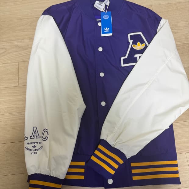 아디다스 바시티 바람막이