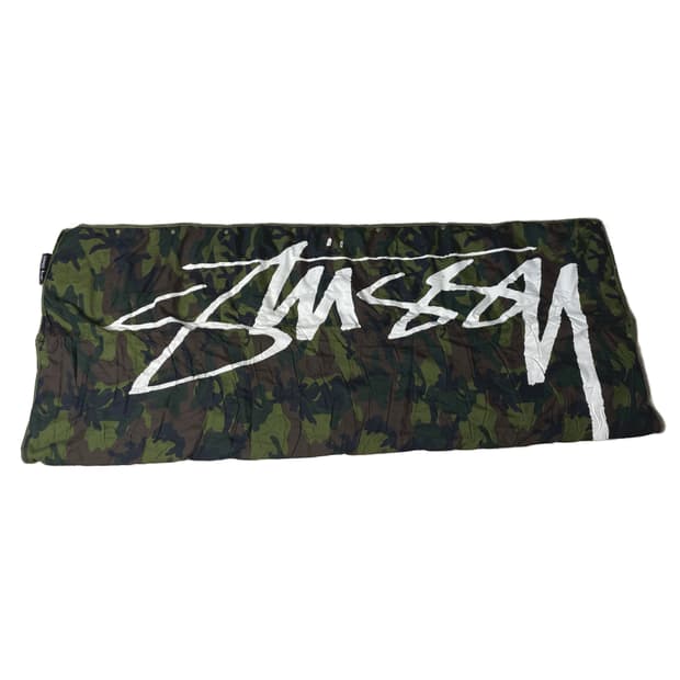 스투시 X 콜맨 카모 침낭