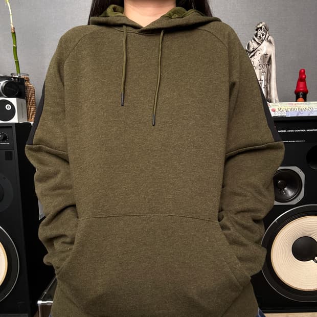 러셀애슬레틱 카키 후드티