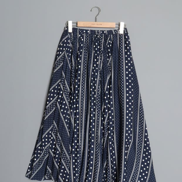 AMERICAN HOLIC  Dot Flared Skirt (26~27)