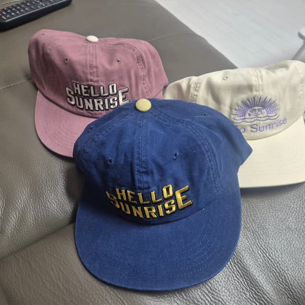 헬로선라이즈 볼캡