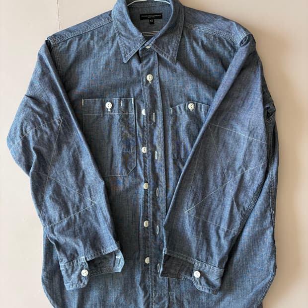 엔지니어드 가먼츠 샴브레이셔츠