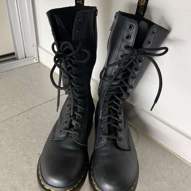 닥터마틴 14홀  uk6 