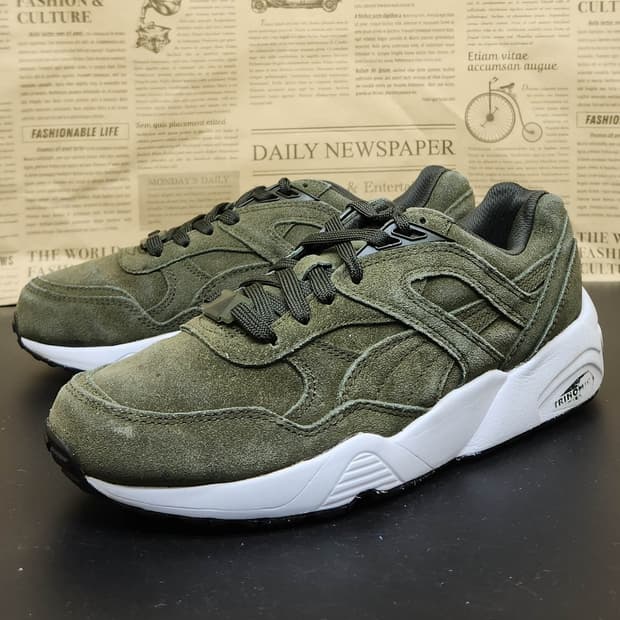 푸마 R698 여성운동화240 