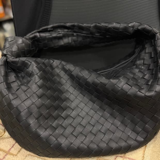 징공장 보테가 조디백 클래식 