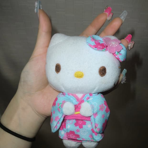 기모노 키티 키링