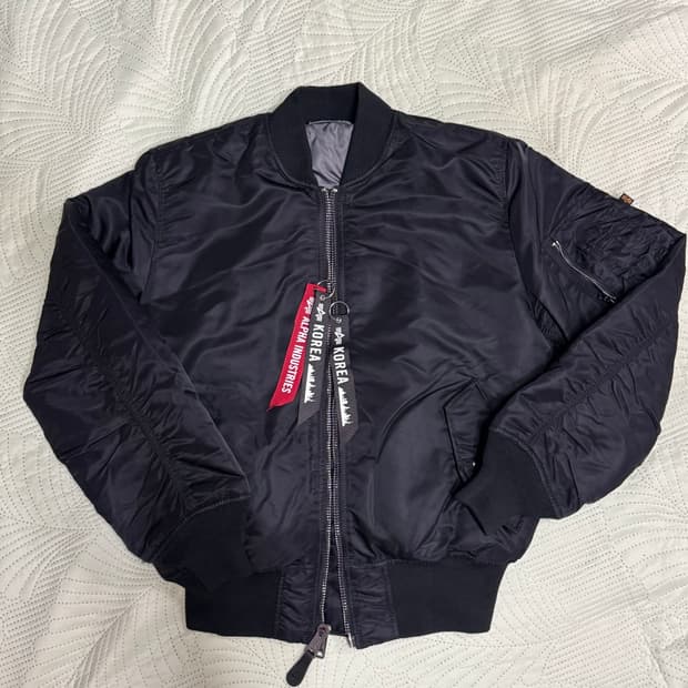 일파인더스트리 ma1봄버 블랙 새상품