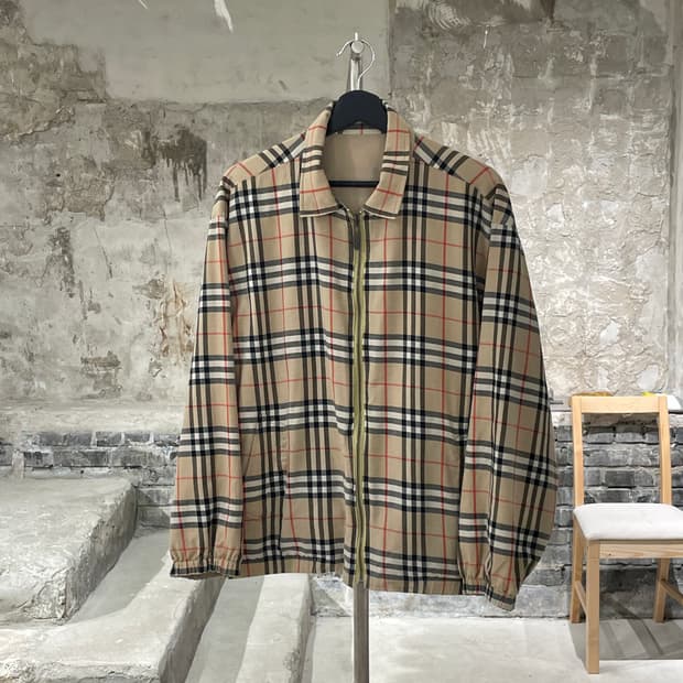 버버리 베이지 노바체크 기마로고 리버시블 블루종