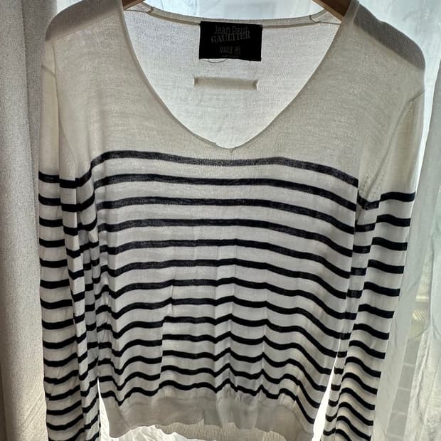 장폴고티에 V-neck 브르통 스트라이프 크롭 니트