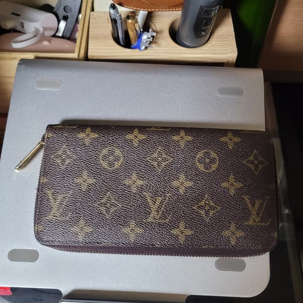 루이비통 장지갑