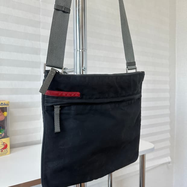 90s 프라다 스포츠 크로스백