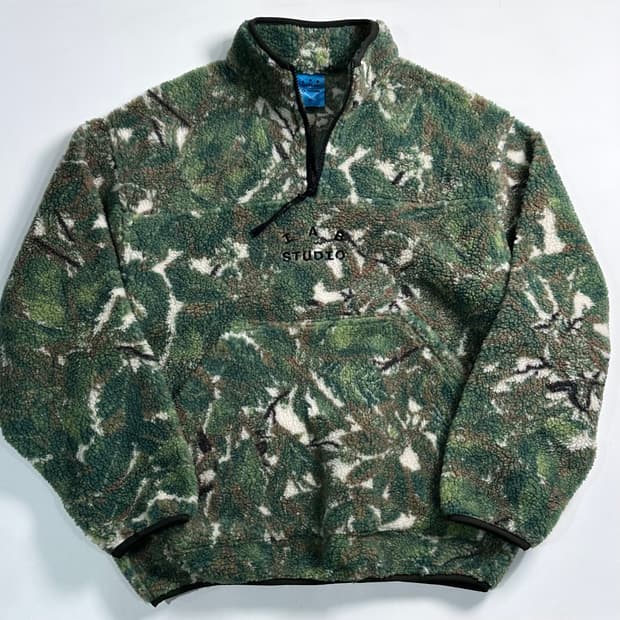 아이앱 x 헬리녹스 후리스 반집업