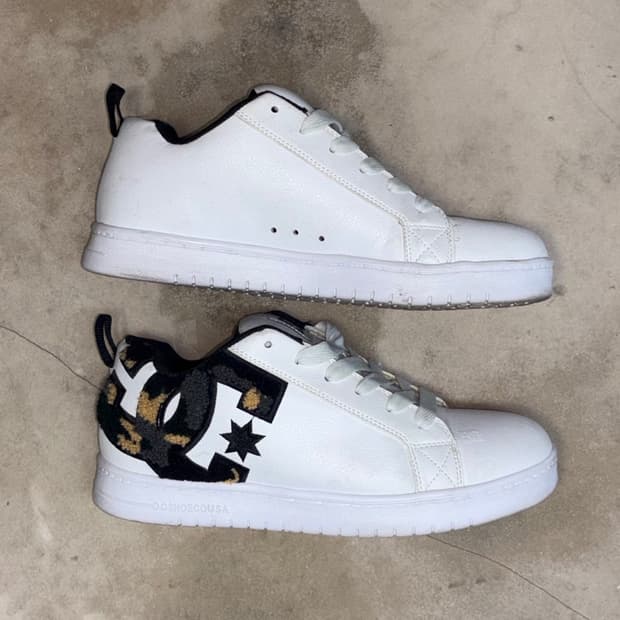 [270] DC Shoes Leopard Fur Logo Sneakers