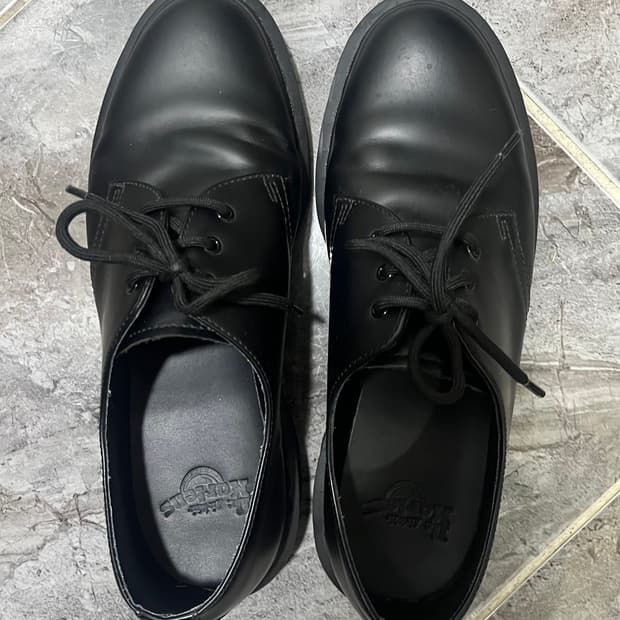 닥터마틴 모노 블랙 더비슈즈 270 uk8