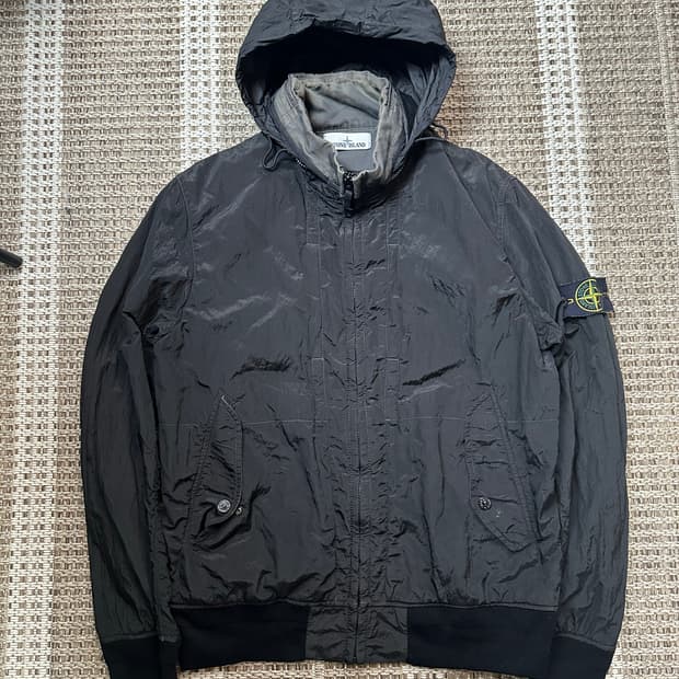 스톤아일랜드 나일론 메탈 후드 바람막이 블랙 95