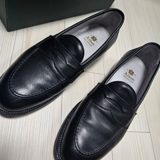 알든 9695F 로퍼 팝니다