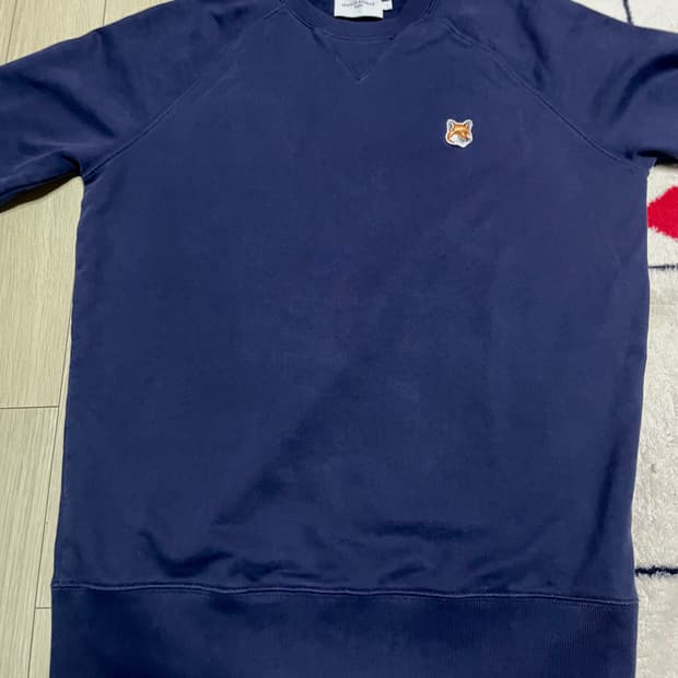 메종키츠네 네이비 맨투맨L