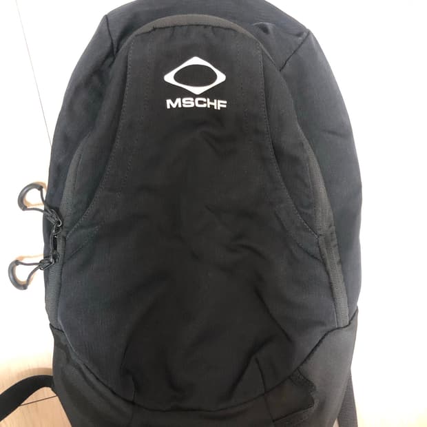 미스치프 롬버스 백팩 블랙