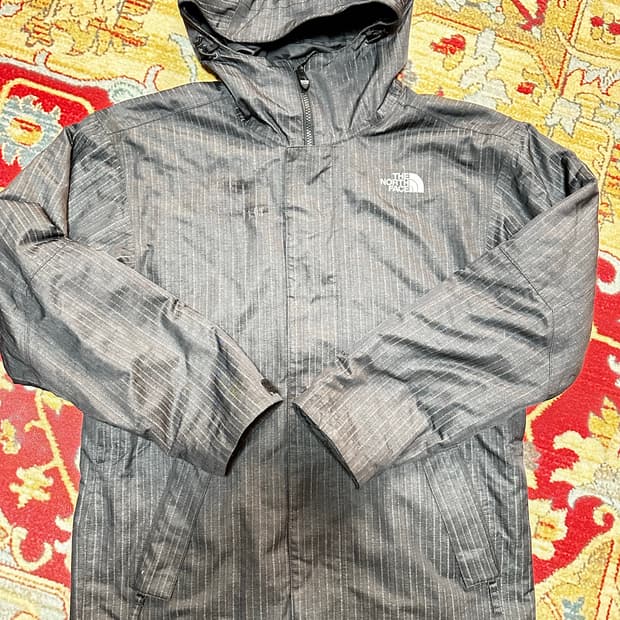 노스페이스 스트라이프 패턴 패딩 바람막이 S