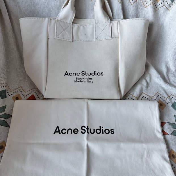 아크네 스튜디오 캔버스 토트백